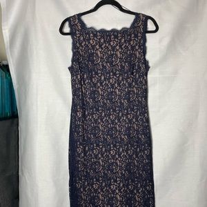 Adrianna Papell Navy Blue and Rose Gold pink lace dress. Size XL (12-14)